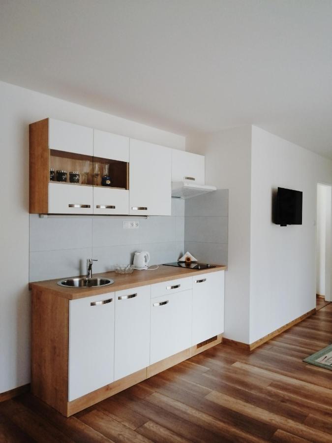 Apartman Pri Parku Sered' Exteriér fotografie