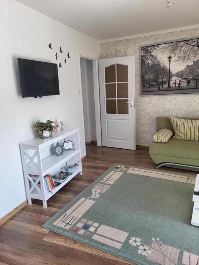 Apartman Pri Parku Sered' Exteriér fotografie